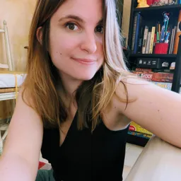 Elodie R.